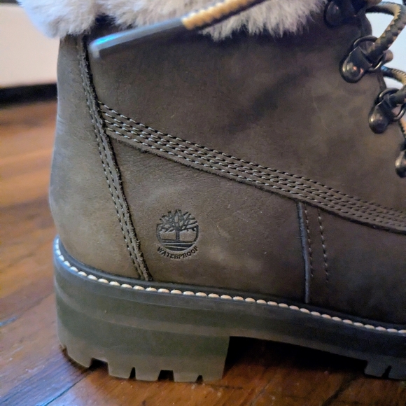 Timberland Boots Brown Leather Women's 7.5 like new - Picture 4 of 9